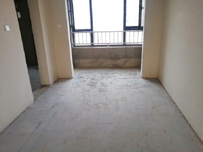 出售安澜嘉园125平三室毛胚80万送车位和储藏室