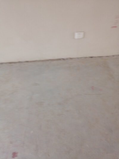 出售安澜嘉园125平三室毛胚70万送车位