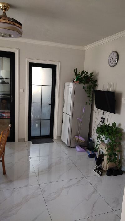 出租官山社区2室60平月1100