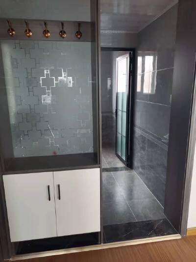 出租官山社区120平三室中装