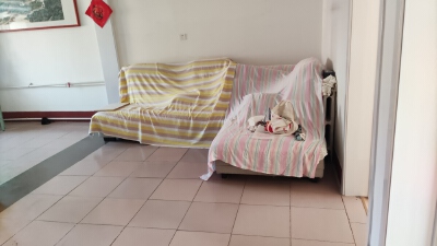 双证金海岸小区实验中学80平23万两室视野开阔采光无敌，急售