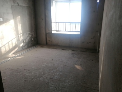 出售阳光海岸电梯房100平两室毛胚41万送车位，黄金楼层