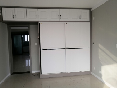 出售阳光海岸电梯房97平两室精装修51.5万