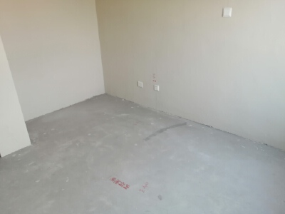 出售安澜嘉园125平三室毛胚76万送车位，黄金楼层