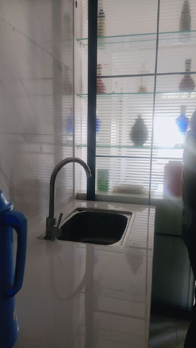 出租官山社区2室1厅1卫