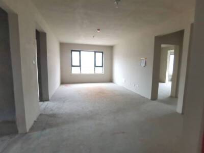 安澜嘉园，自己的房子出售，带车位