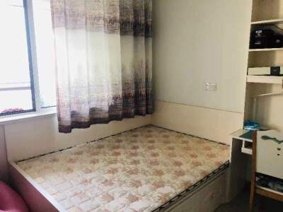 82万中央绿城2室好房