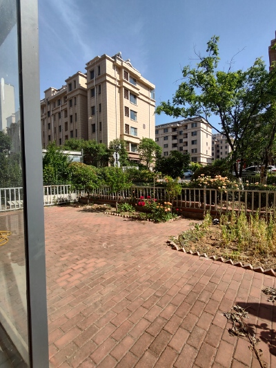 万邦城，3室2厅2卫，105㎡，精装，售价89.8万