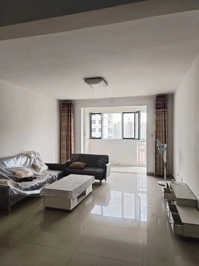 紫钰花园 3居室 1200元 有钥匙