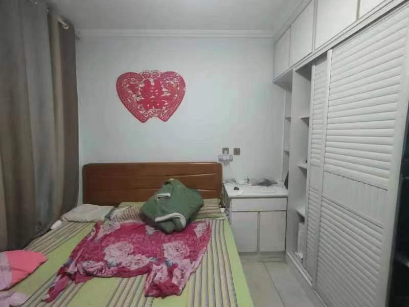 生活印象 80平，两室，精装，家具家电齐全，1600 租房