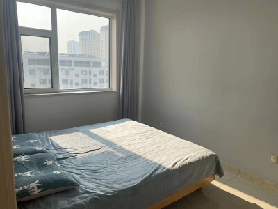 豪成绿苑 带阁楼 77平 2室1厅 精装 出税 车位 储藏室 车位 59.9万