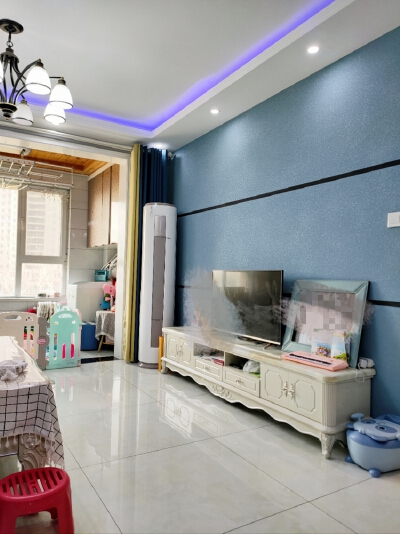 巴黎名城，3室2厅1卫，116㎡，精装，售价115万