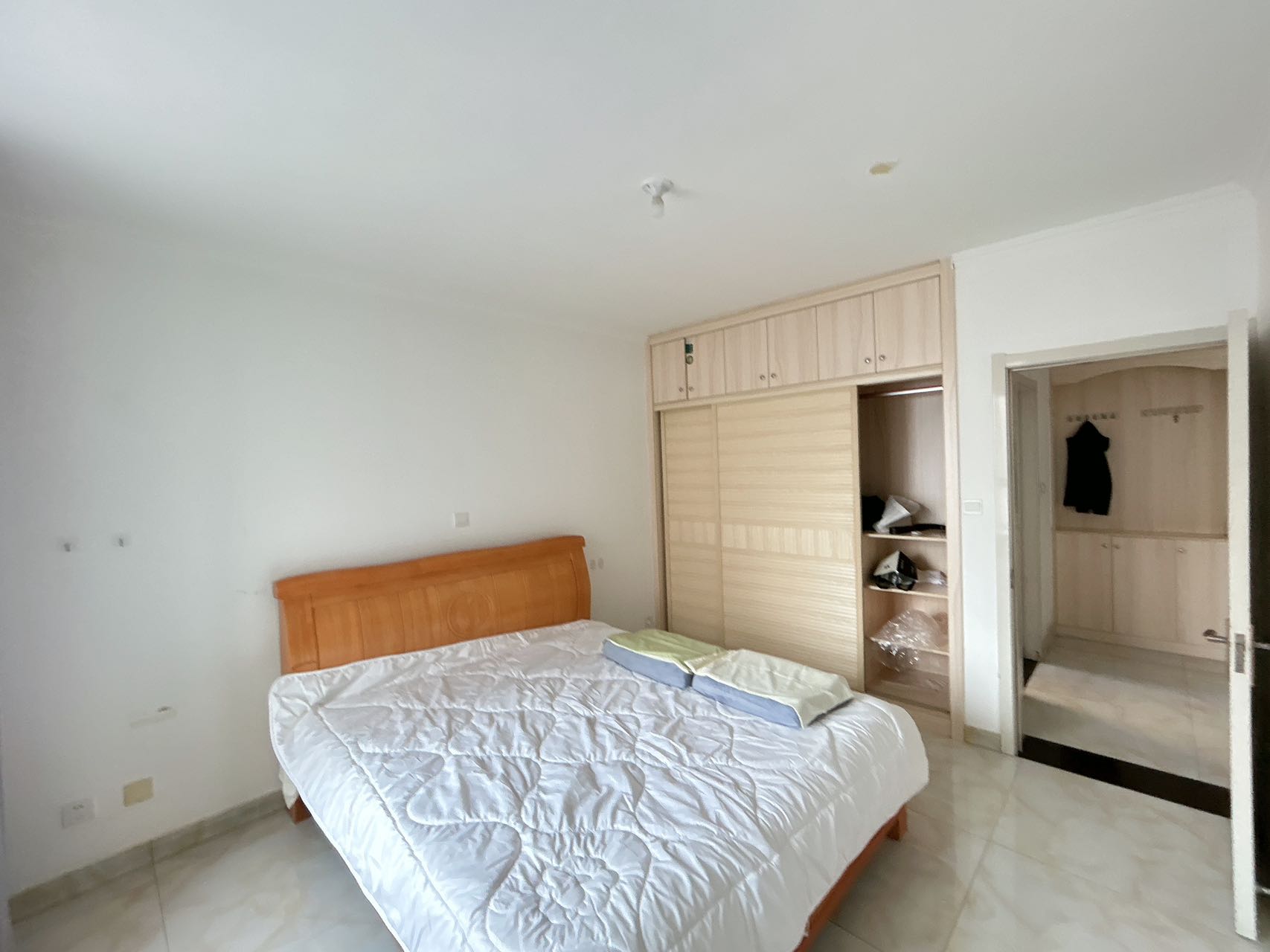 安泰未来城，3室2厅1卫，126㎡，售价73.8万 二手房