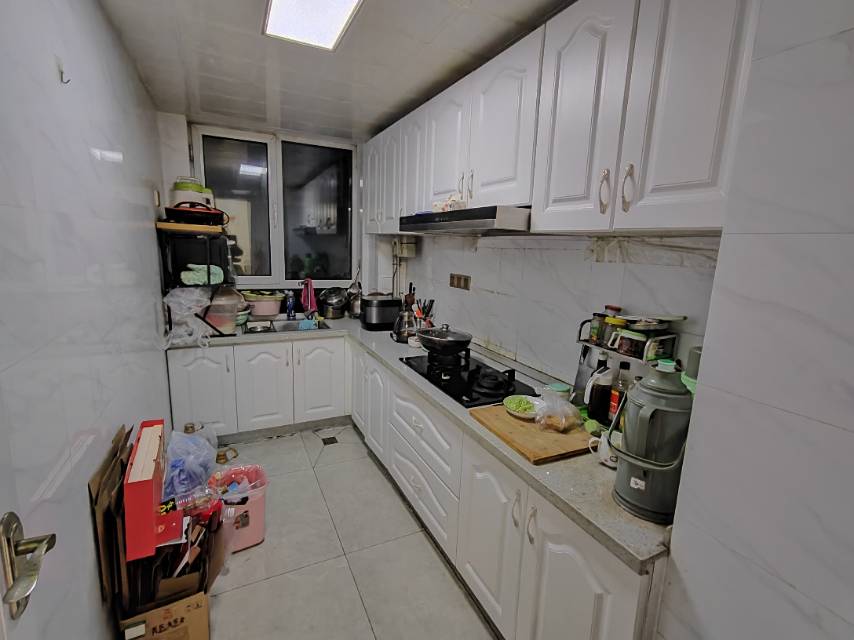 中央绿城，3室2厅1卫，107㎡，售价74.5万 二手房