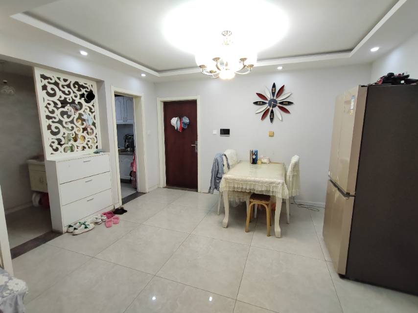 中央绿城，3室2厅1卫，107㎡，售价74.5万 二手房