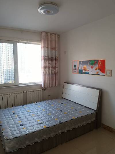 京泰珑玺，3室2厅1卫，123㎡，租金1250元/月