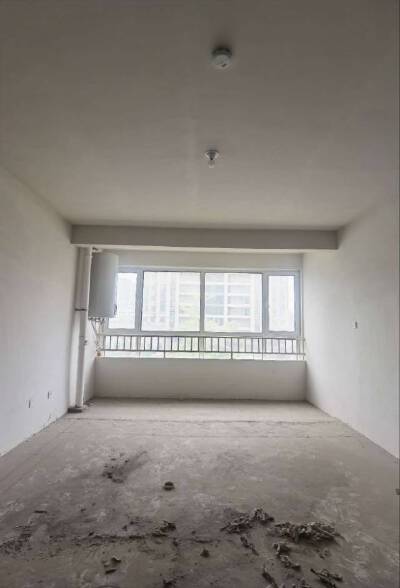 锦华御府，3室2厅2卫，137.00㎡，毛坯，售价119.00万