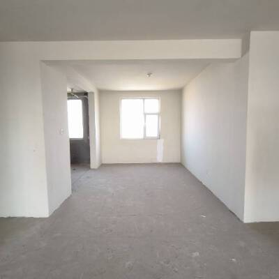 海洋名仕公馆，4室2厅2卫，175㎡，毛坯，售价150万