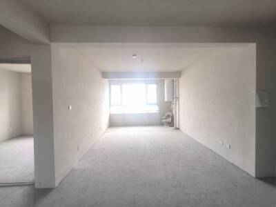 锦华御府，3室2厅1卫，106.00㎡，毛坯，售价76.00万