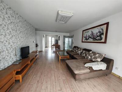 海天园南区(18-21号)，3室南北通透，电梯洋房