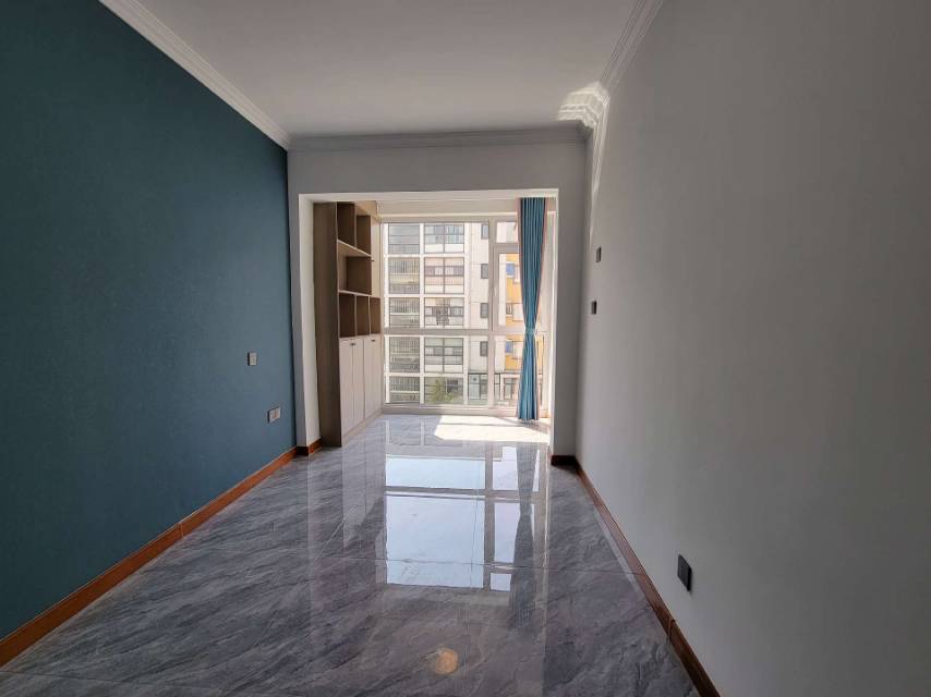 教授花园三期，3室2厅2卫，131.00㎡，精装，售价98.00万 二手房