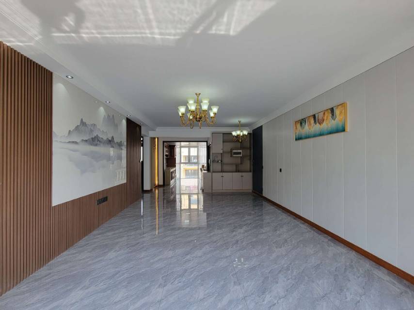 教授花园三期，3室2厅2卫，131.00㎡，精装，售价98.00万 二手房