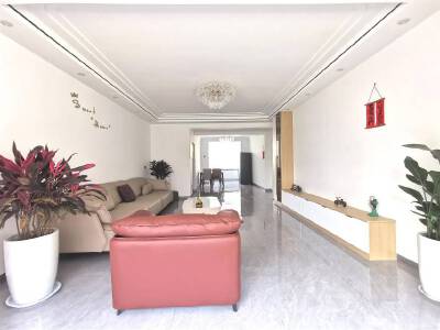 水利学院家属院，精装四室，带车库，南北通透