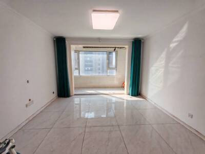 日照港第一生活区，2室2厅1卫，97㎡，精装，售价63万