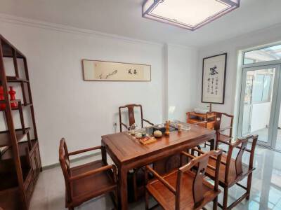 铁路小区，2室2厅1卫，68.00㎡，精装，带储藏室！售价38.00万