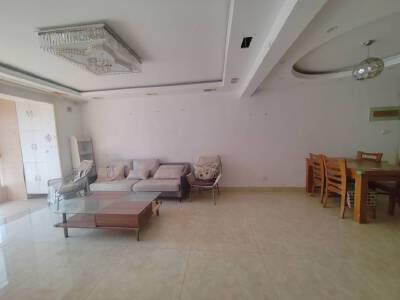 安泰水晶城，3室2厅2卫，120㎡，精装，售价75万