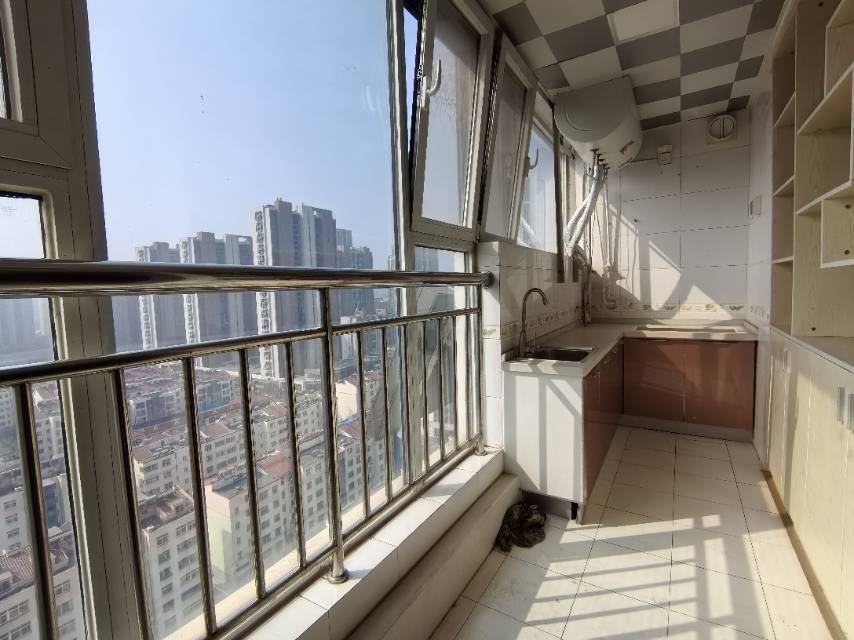 新城花园，72㎡，售价69万 二手房