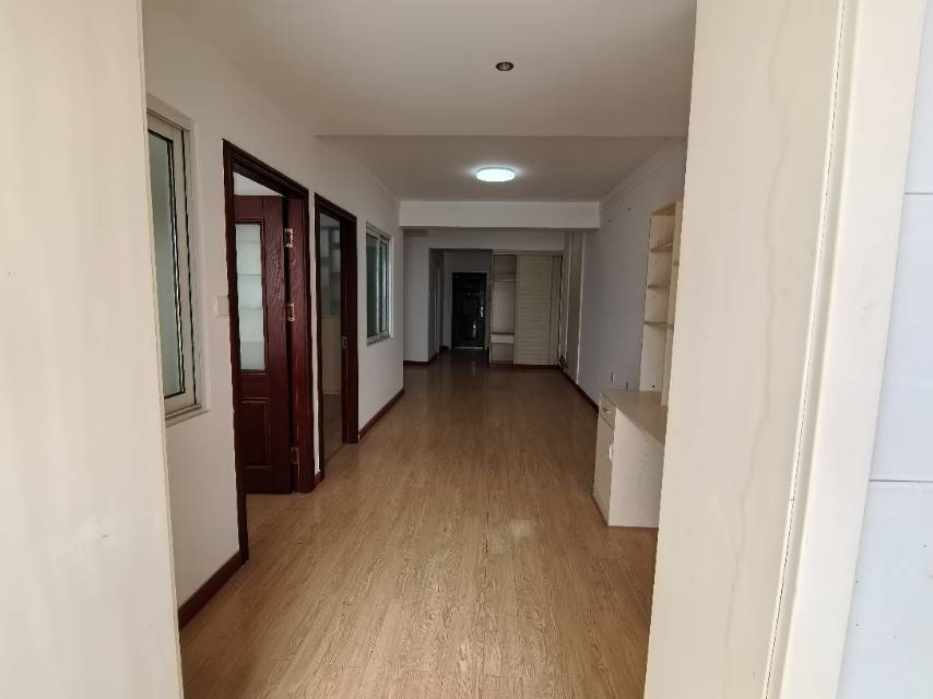 新城花园，72㎡，售价69万 二手房