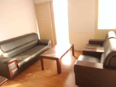 国际大厦，2室1厅1卫，80㎡，租金15000元/年