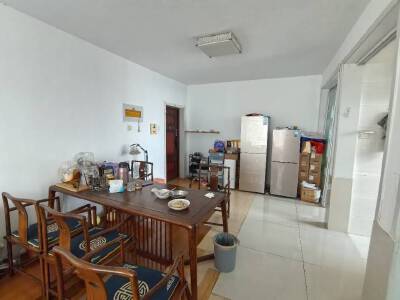 新城花园，66㎡，售价59万