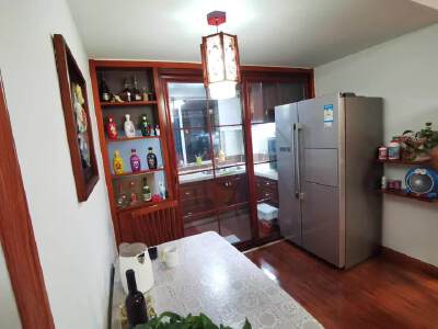 生活印象，4室2厅1卫，120㎡，售价83万