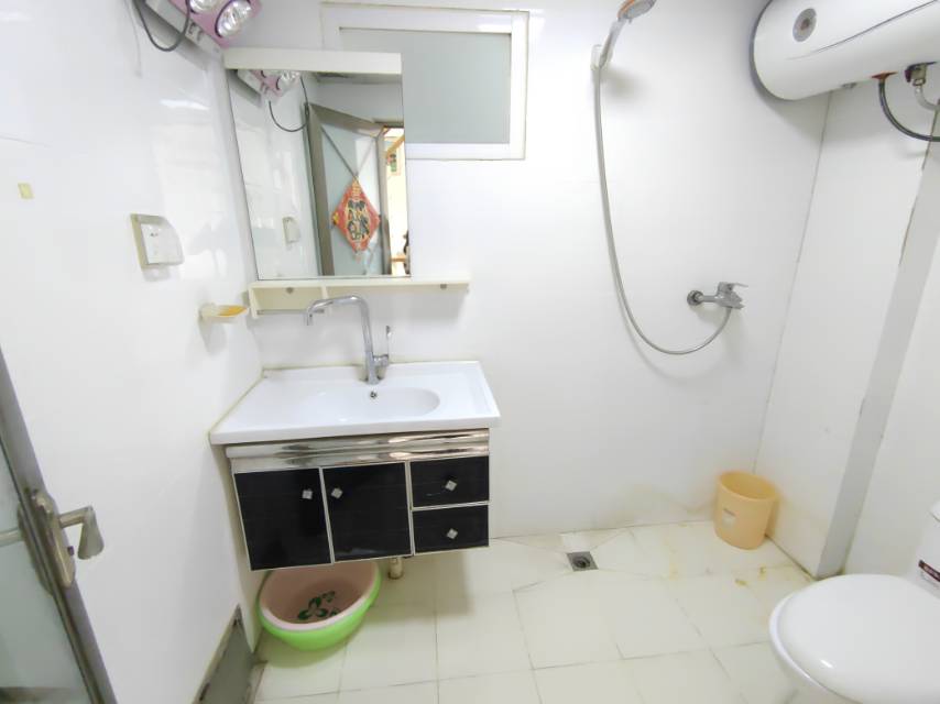 北京路本部！风景水岸电梯房61平复式3室2卫精装55万可议有钥匙 二手房