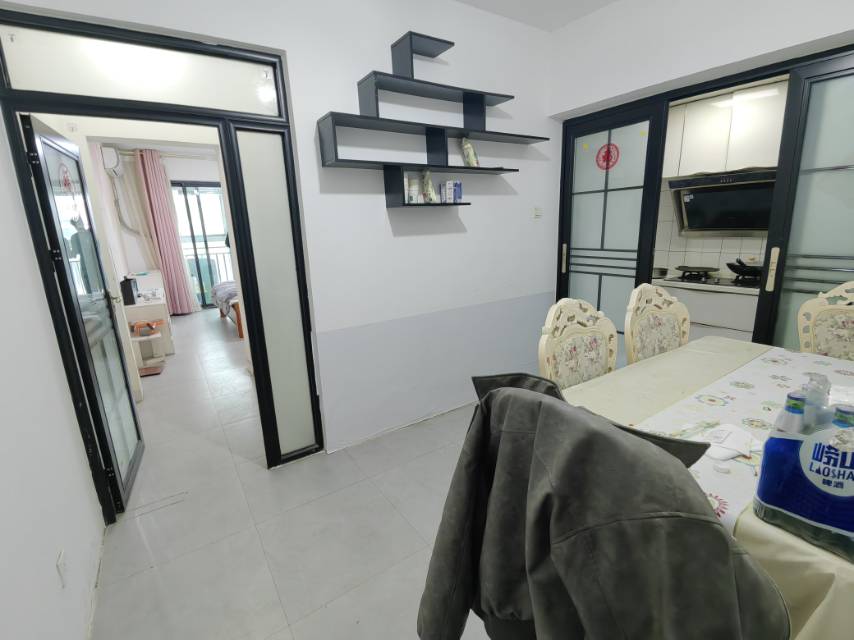 北京路本部！风景水岸电梯房50平1室精装出税35万可小议 二手房