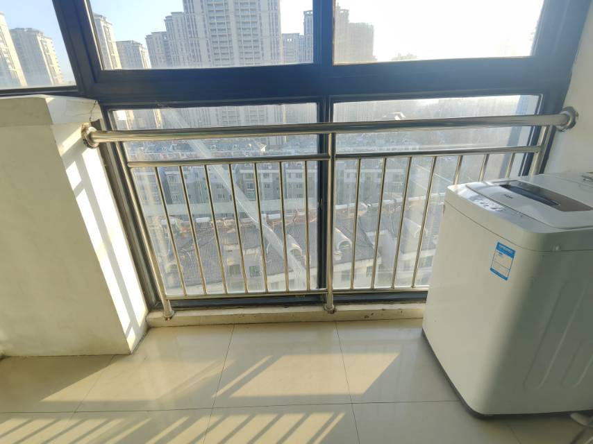 北京路本部！风景水岸电梯房50平1室精装出税36万一口价有钥匙 二手房