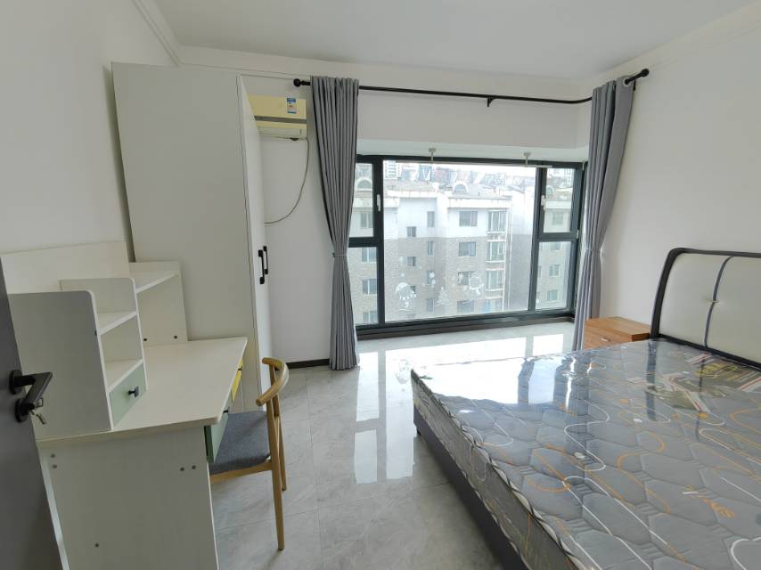 北京路本部！风景水岸电梯房51平现代精装42万可议 二手房