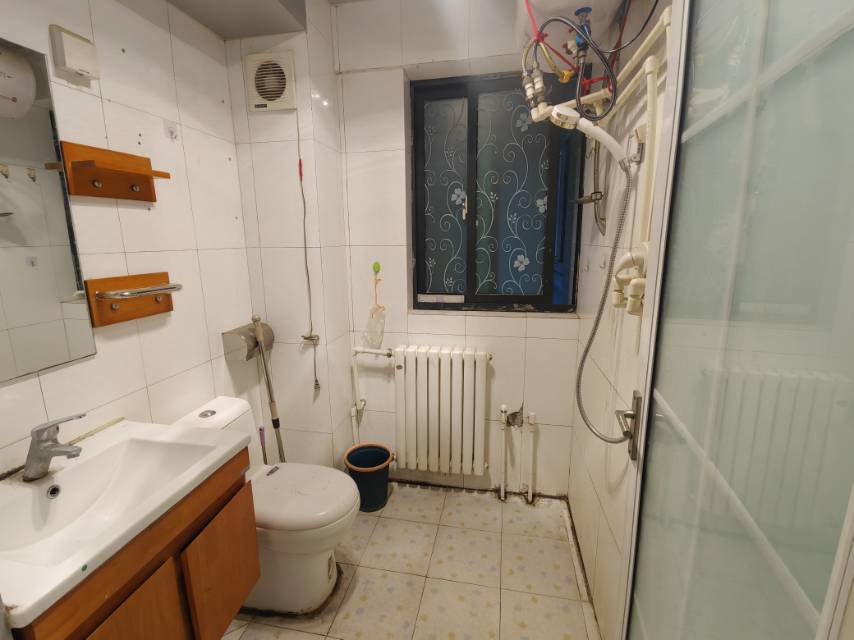 北京路本部！风景水岸电梯房50平1室精装出税36万一口价有钥匙 二手房