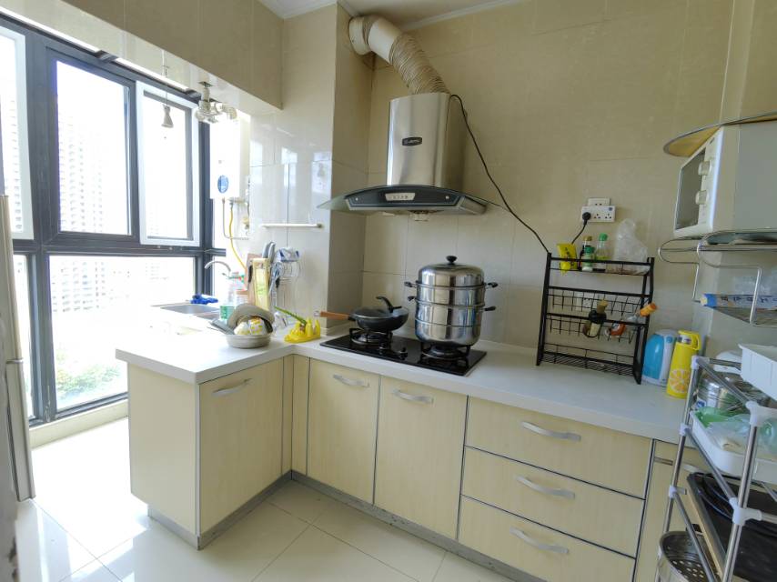 北京路本部！风景水岸电梯房50平1室出税33万可议有钥匙 二手房