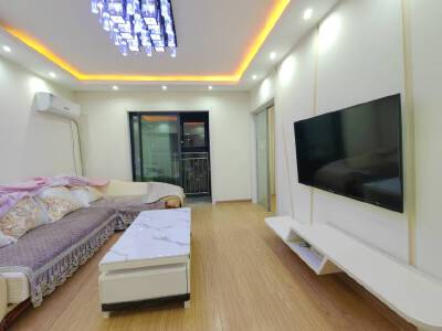 北京路本部！风景水岸83平2室精装出税49万可议有钥匙