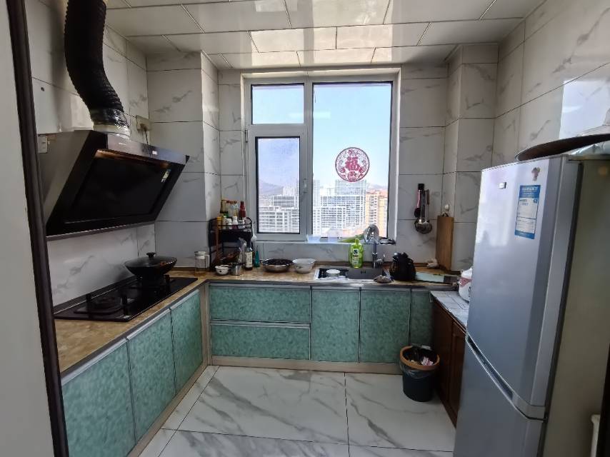 锦华御府，3室2厅2卫，135.35㎡，售价139万 二手房