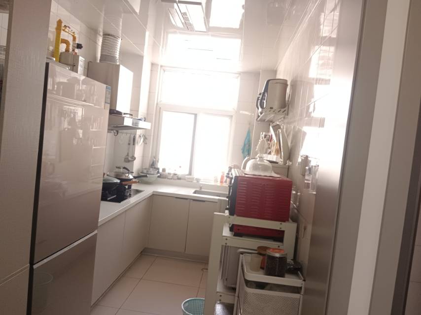 新城花园，3室2厅1卫，125㎡，售价102万 二手房