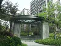 在售情况：国韵叠墅180-248㎡、11层低密小高层45-170㎡。参考价格：小高层均价8800元/㎡、叠墅12000-15000元/㎡。项目一期建设6栋4层中式叠墅，11栋11 层小高层。目前401-406#6栋叠墅，201-207#7栋小高层房源已交房入住。