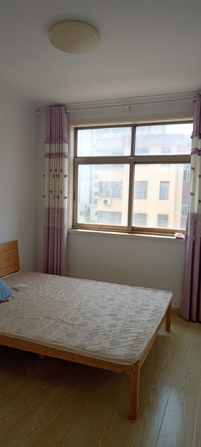 商检局家属院，3室2厅1卫，87㎡，售价39.9万