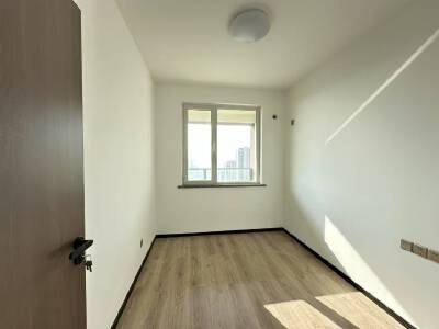 清华园，3室2厅1卫，115.00㎡，售价69.80万