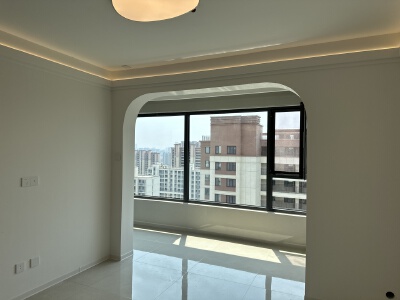 和悦万家顶账房精装交付一口价54万