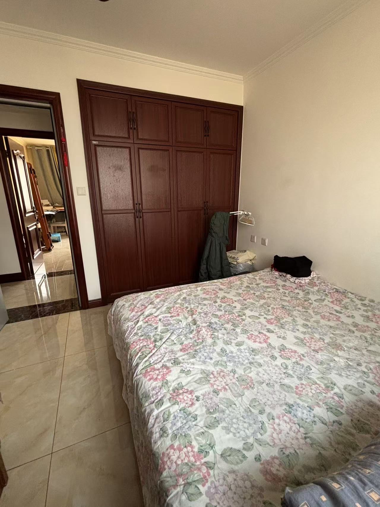 翠湖佳园北一区，3室2厅2卫，130㎡，售价198万 二手房