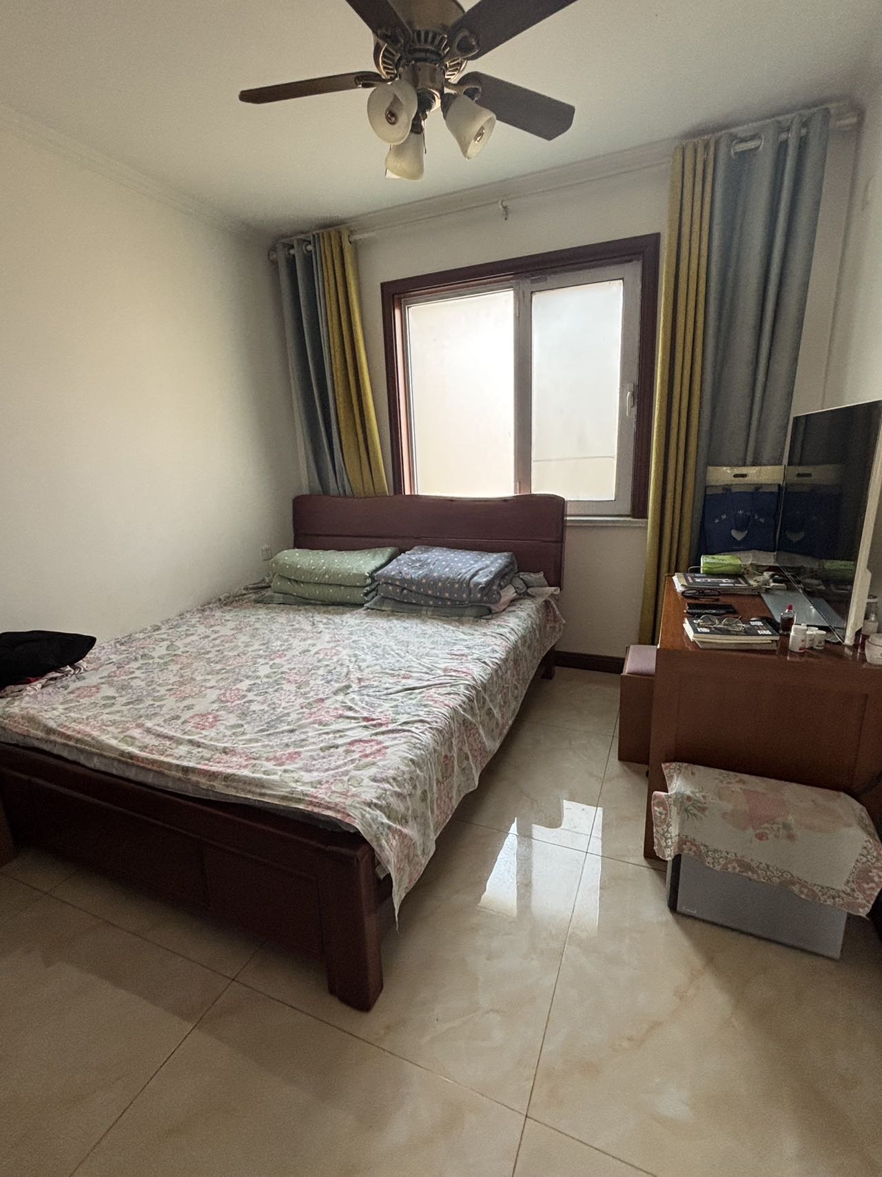 翠湖佳园北一区，3室2厅2卫，130㎡，售价198万 二手房